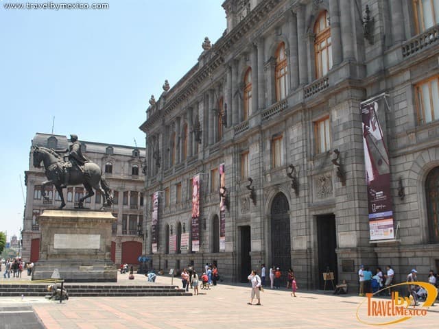 Place Museo Nacional De Arte (MUNAL)