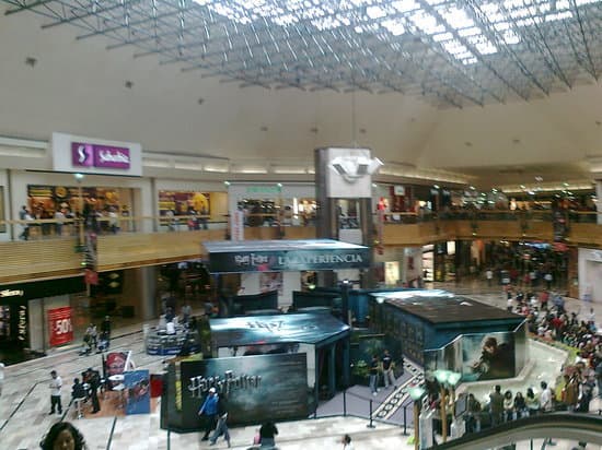 Lugar Centro Comercial Perisur