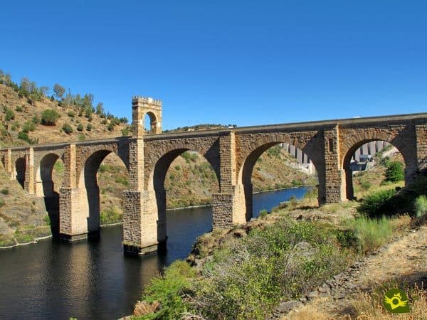 Place Puente de Alcántara