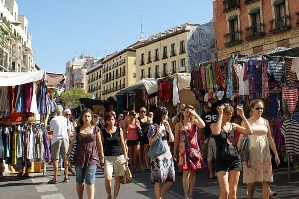 Moda El Rastro de Madrid - El mercadillo más importante de Madrid