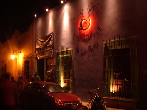 Lugar Cafe Iguana