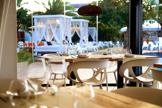 Restaurants Casanova Beach Club (CBC)