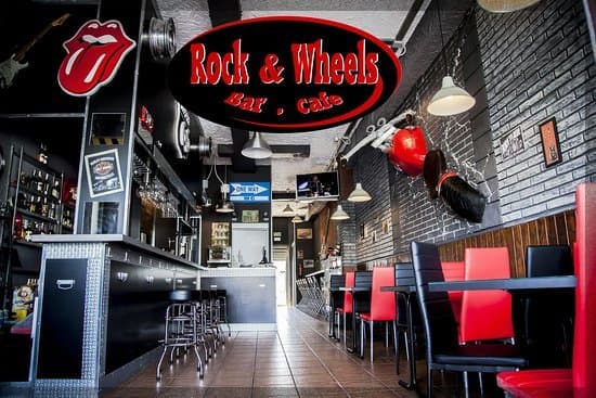 Restaurants Rock & Wheels