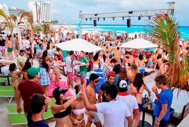 Lugar Mandala Beach Club