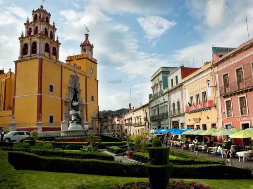 Place Plaza De La Paz