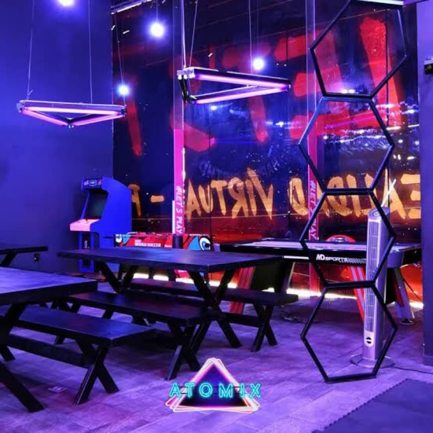 Place Atomix Laser Tag & VR