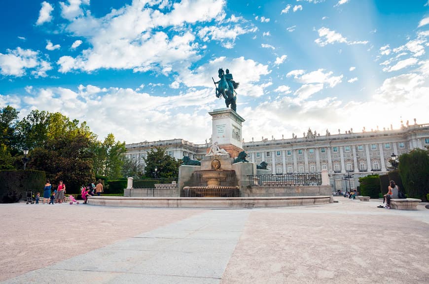 Lugar Plaza de Oriente