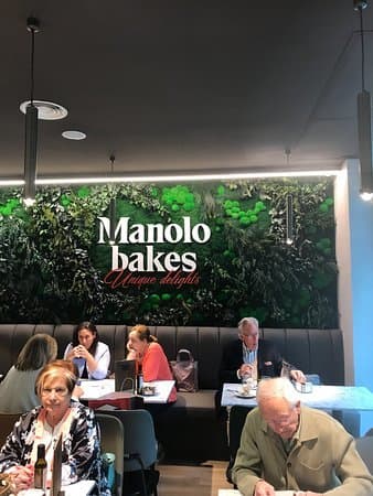 Restaurants Manolo bakes