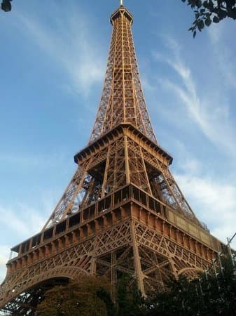 Place Torre Eiffel