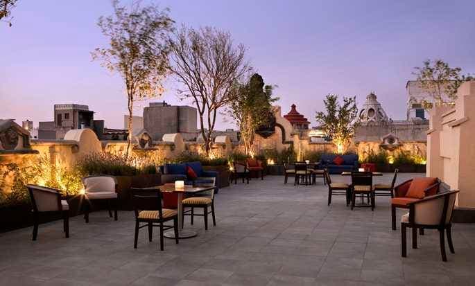 Place Hampton Inn & Suites Mexico City - Centro Historico