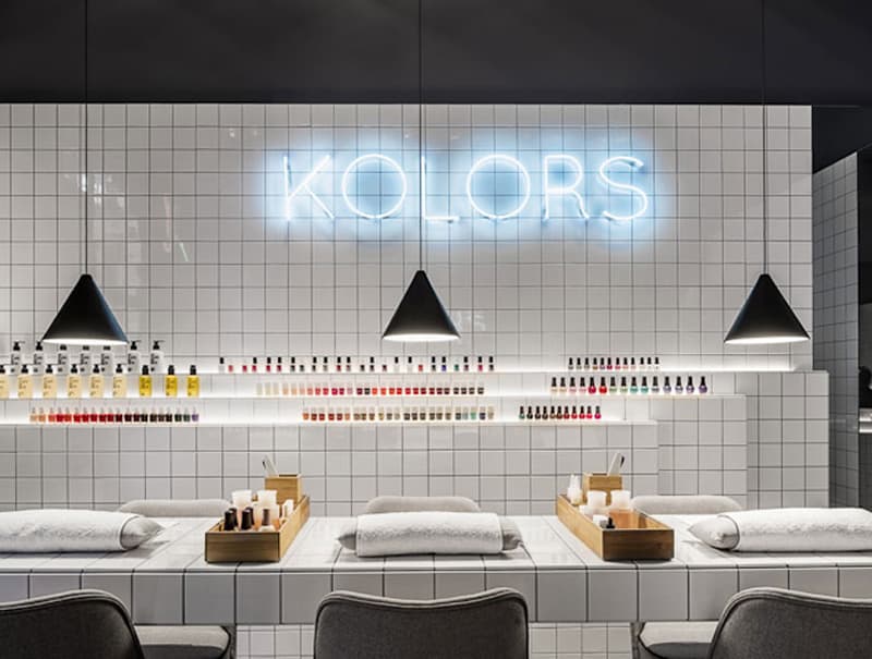 Lugar Kolors Nail Bar