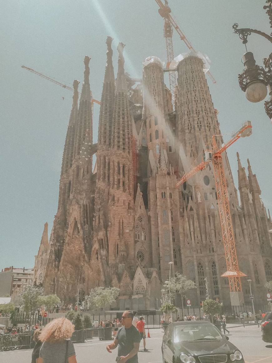 Lugar Sagrada Familia