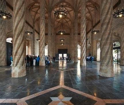 Place Lonja de la Seda