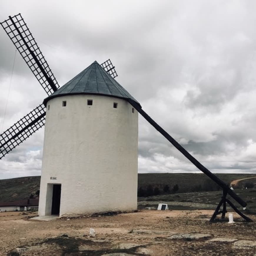 Lugar Molinos De Viento