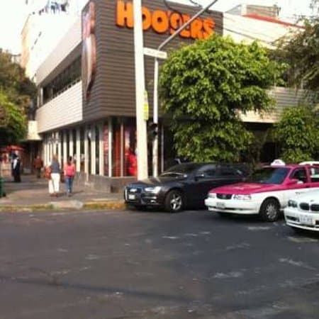 Restaurantes Hooters Universidad