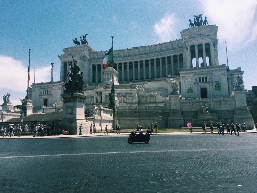 Lugar Piazza Venezia