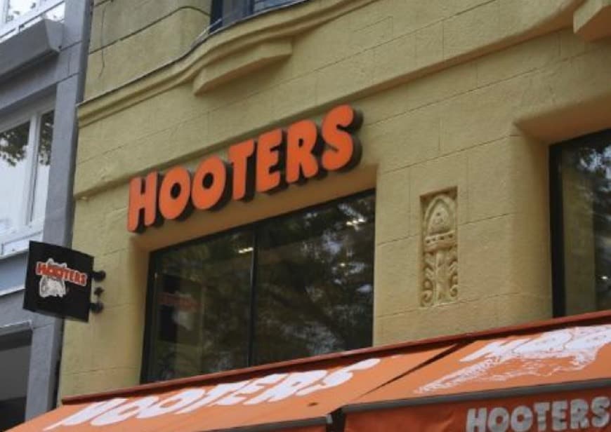 Restaurants Hooters