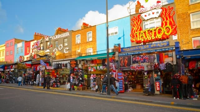 Fashion Camden Market | Eat, drink, shop & dance in London.