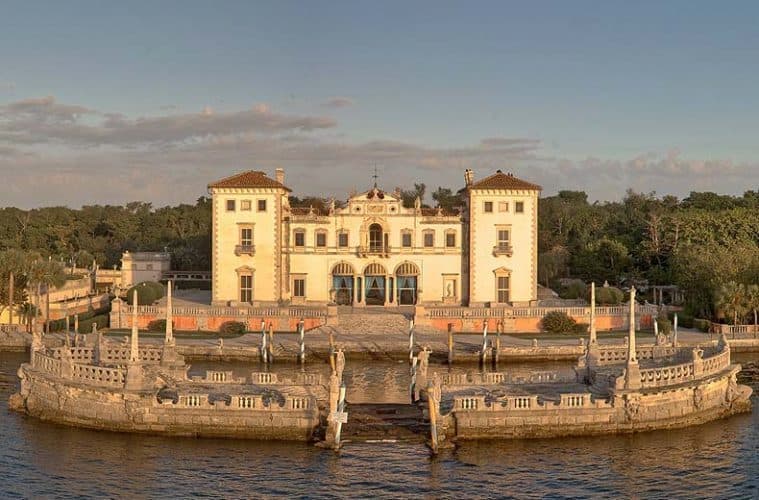 Place Vizcaya Museum & Gardens