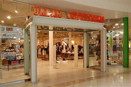 Place Urban Outfitters