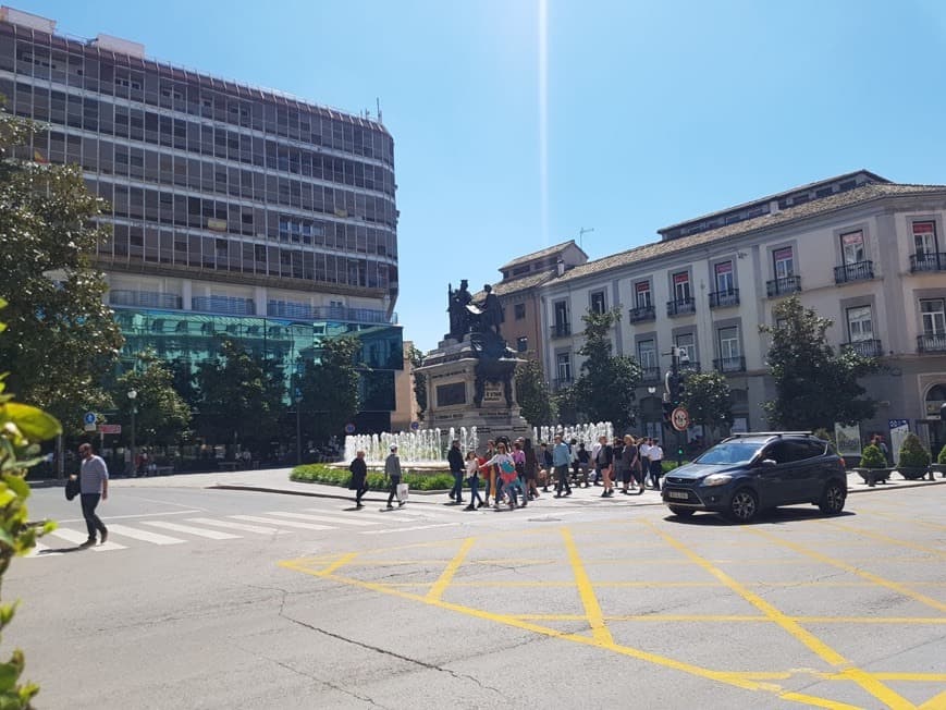 Place Plaza Isabel la Católica