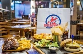 Restaurants Foster's Hollywood Arena