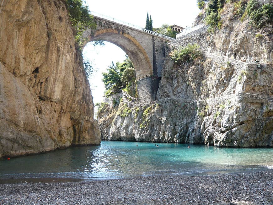 Lugar Fiordo di Furore