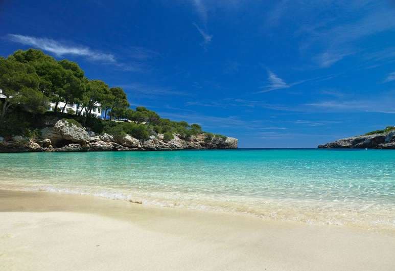 Lugar Cala Esmeralda Beach