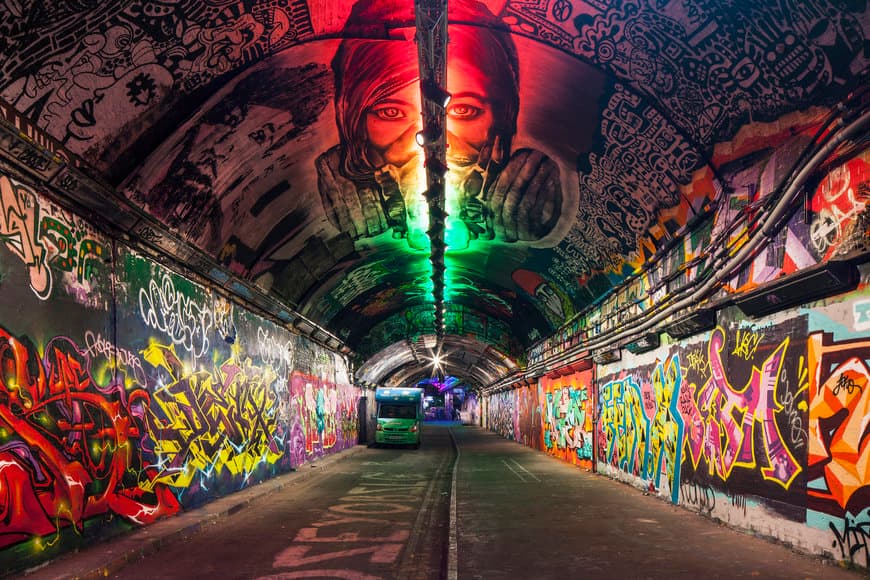 Place The Graffiti Tunnel