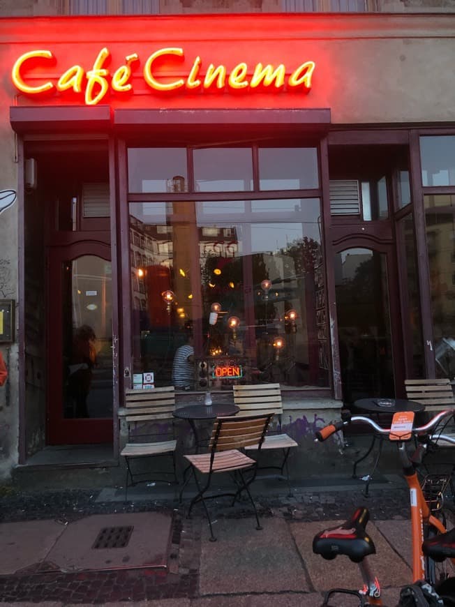 Lugar Café Cinema