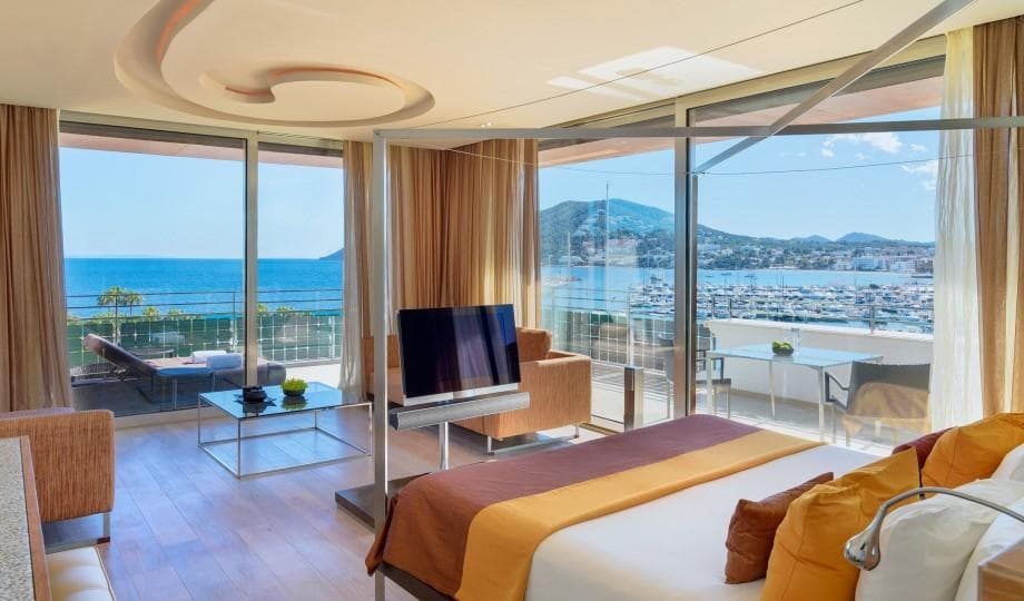 Place Aguas de Ibiza Grand Luxe Hotel