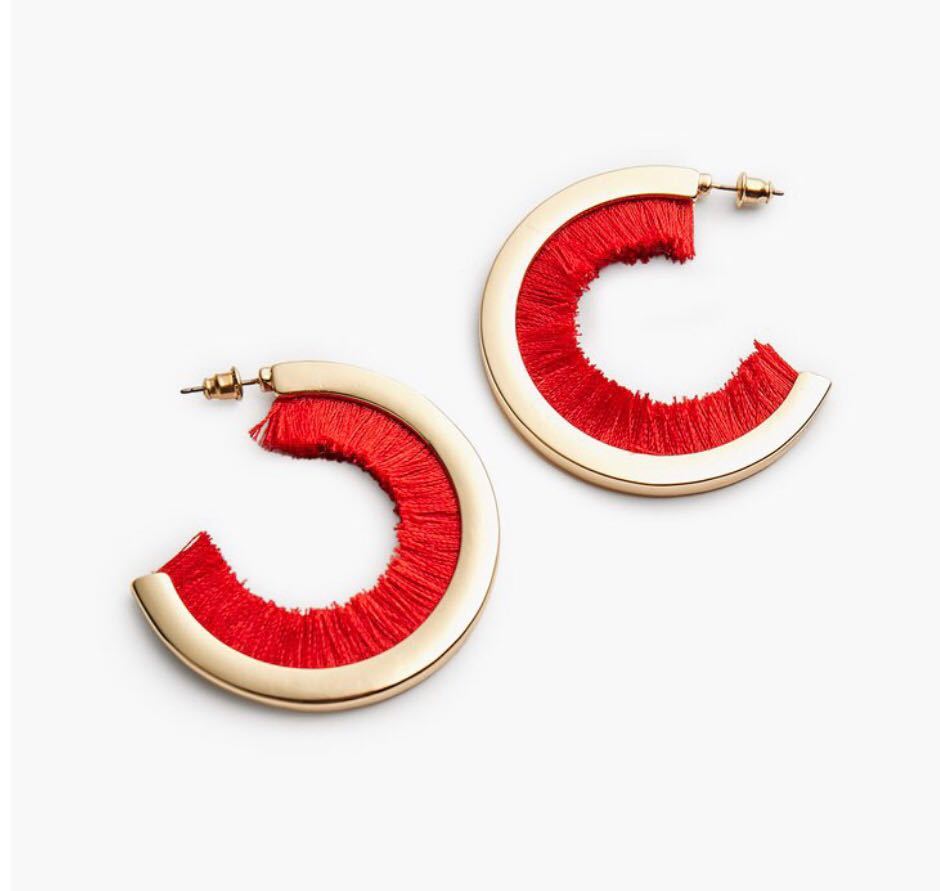 Moda Pendientes Aros con flecos rojos