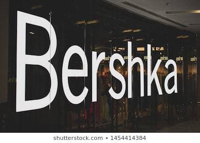 Lugar Bershka