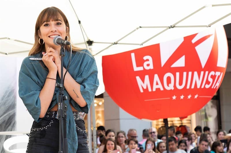 Moda La Maquinista - [FIRMA DEL NUEVO DISCO DE AITANA ...