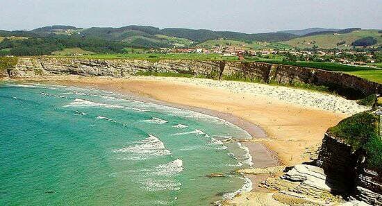 Place Playa de Langre Ostatua