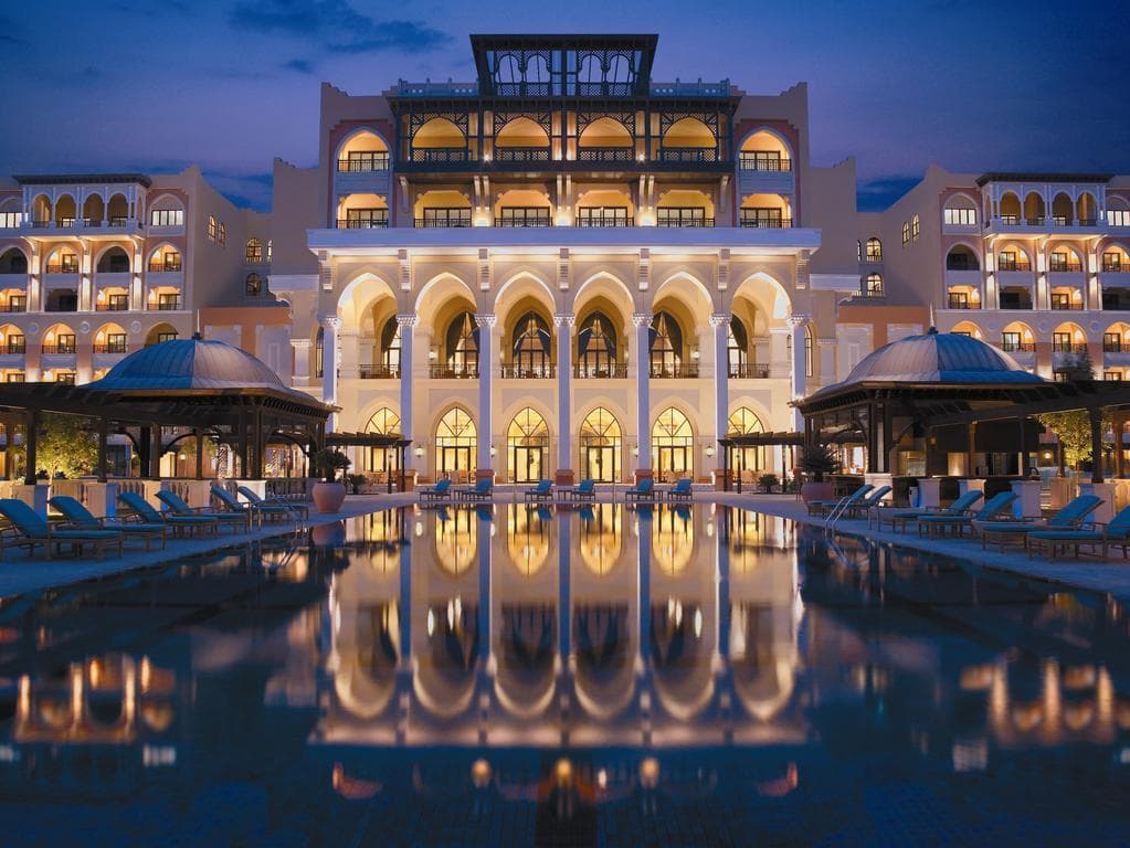 Place Shangri-La Hotel, Qaryat al Beri