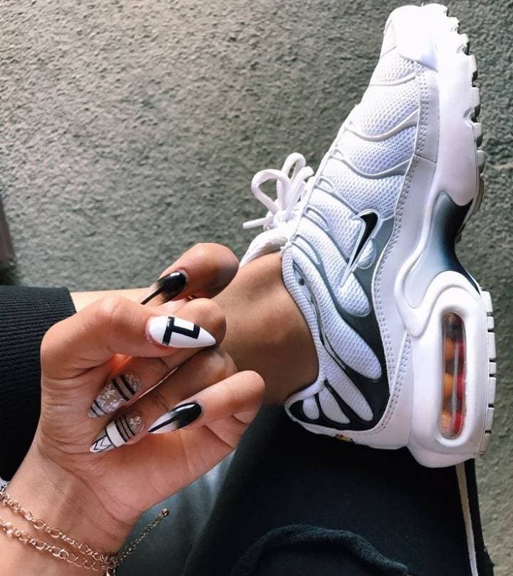 Moda Nike Air Max Plus Shoes | Foot Locker