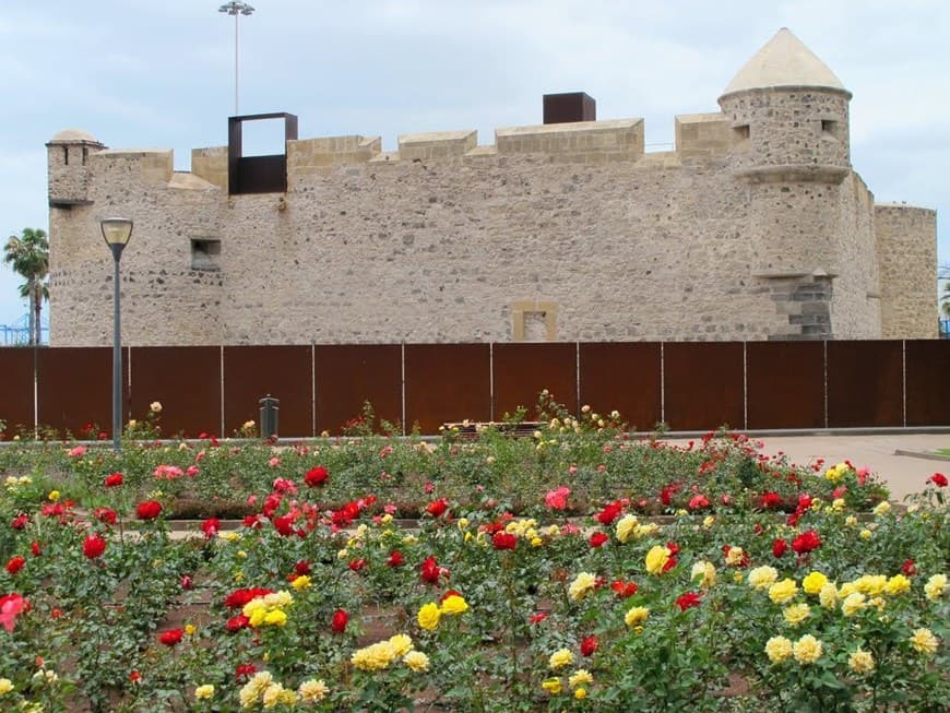 Place parque del castillo de la luz