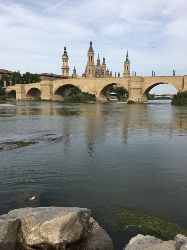 Lugar Puente de Piedra