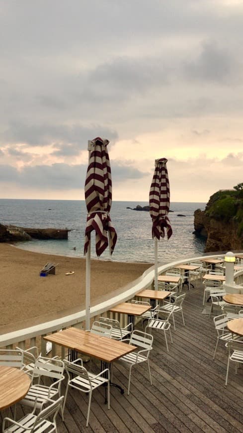 Place Plage du Port Vieux