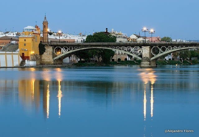 Lugar Puente de Triana