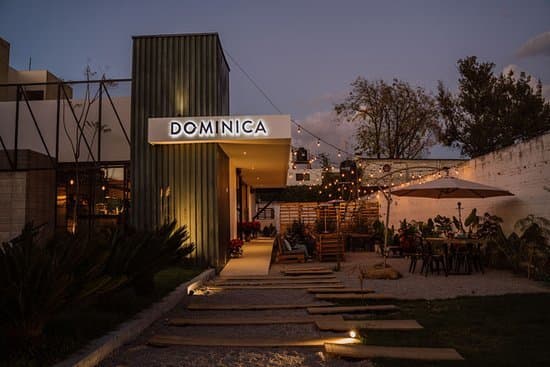 Restaurants Dominica 19 (Cholula)