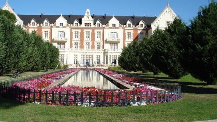 Place Gran Hotel Balneario Palacio de las Salinas