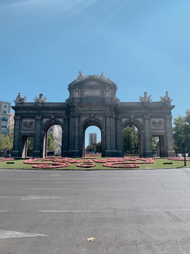 Place Puerta de Alcalá