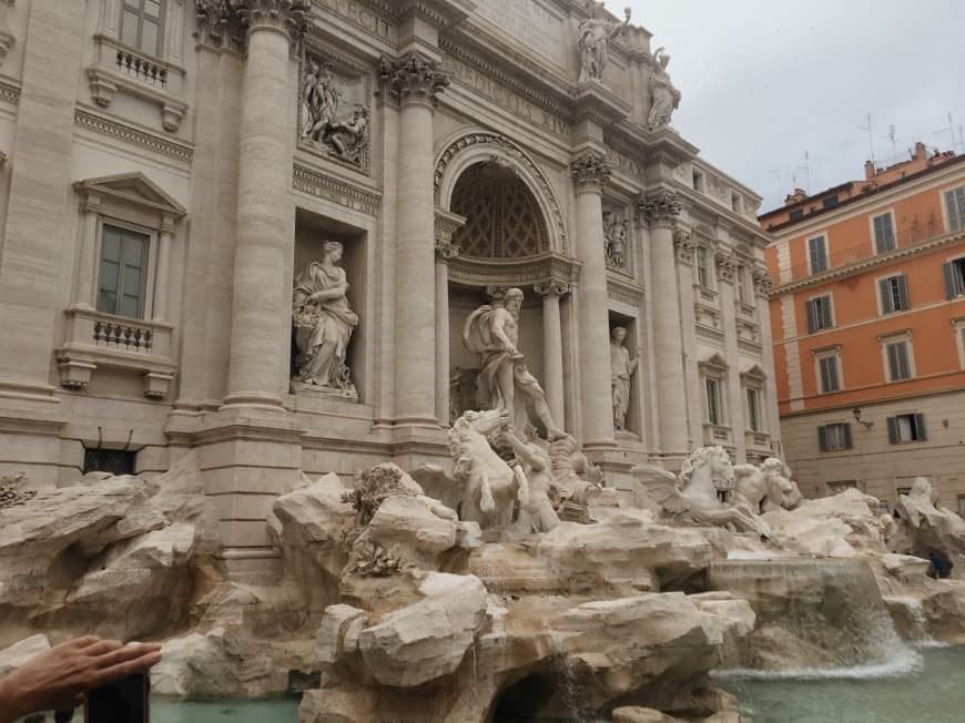 Place Fontana di Trevi