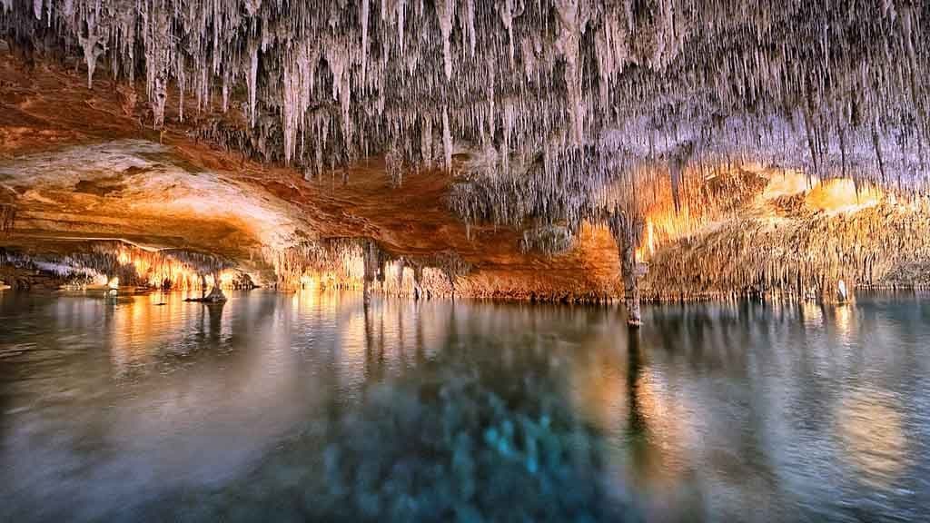 Lugar Cuevas del Drach