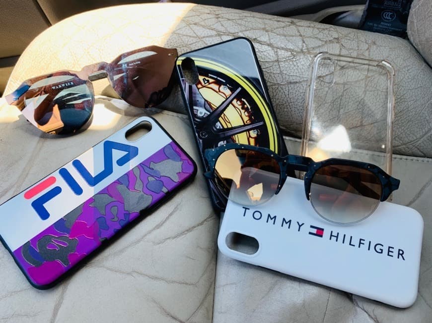 Moda SORTEO 2 GAFAS HAWKERSCO Y MIS FUNDAS IPHONE (XS) 🤩❤️