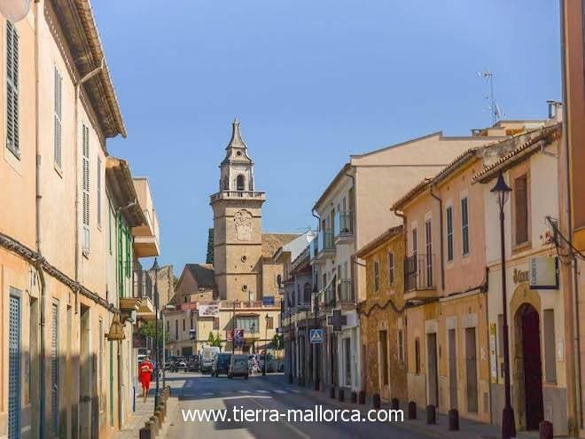 Place Santa Maria del Camí Centre de Salut