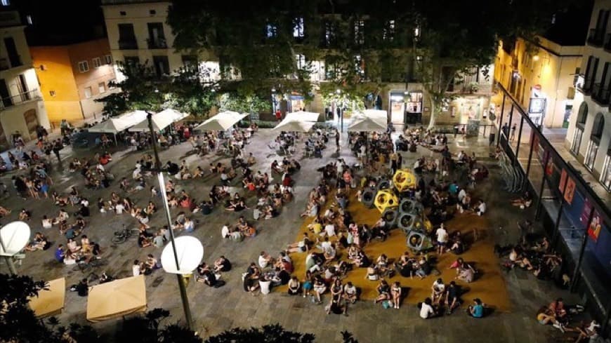 Place Plaça del Sol