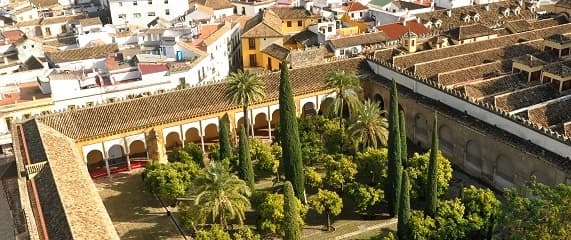 Lugar Patio de los Naranjos